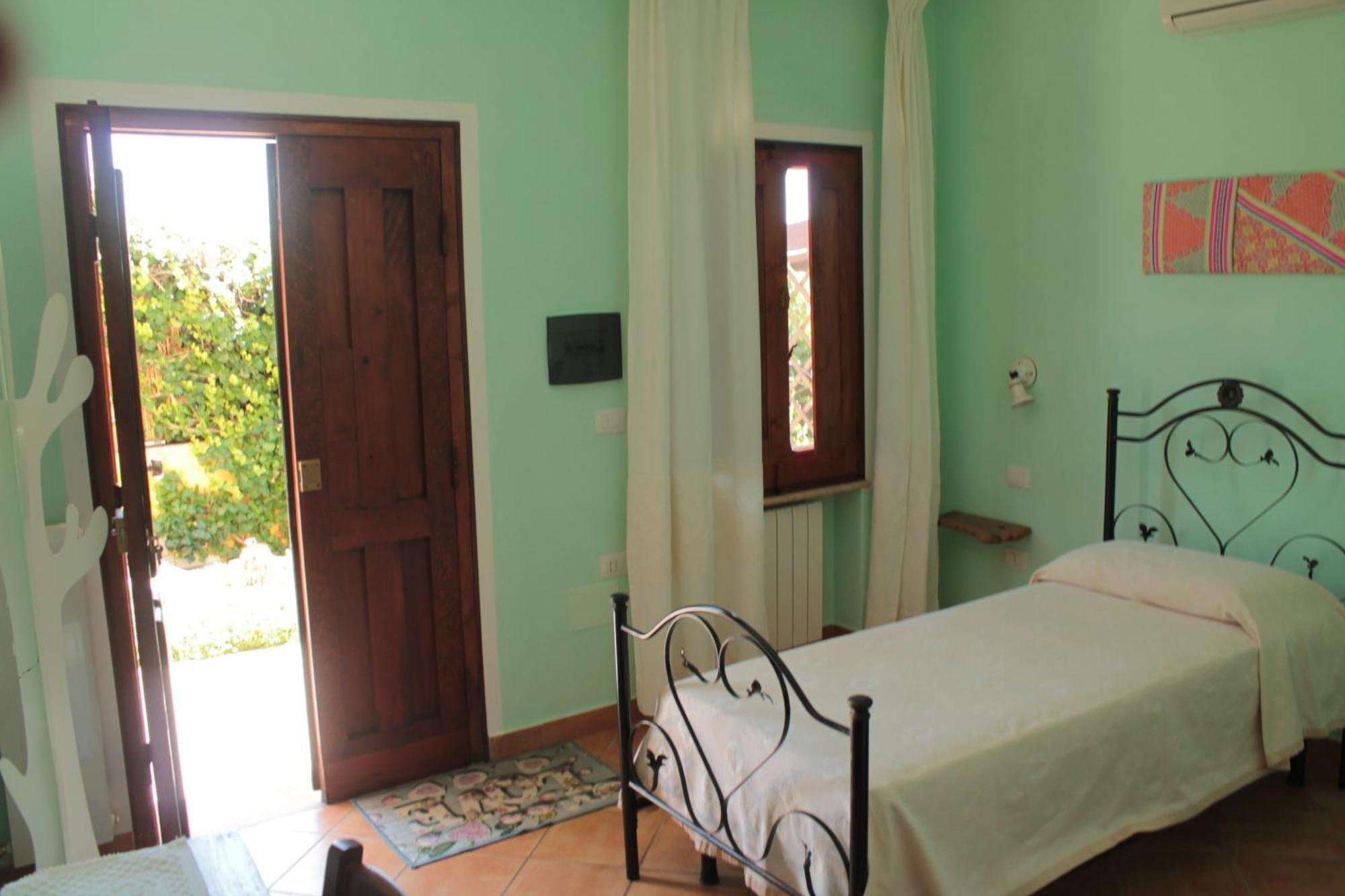 B&B S'Alzolitta Magomadas Szoba fotó